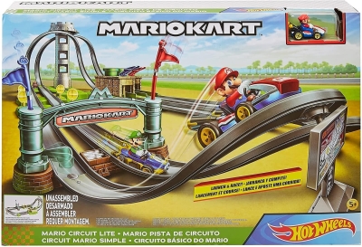 Hot Wheels Mario Kart Circuit Lite Track Set